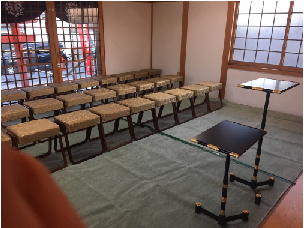 番神堂カーペット.jpg